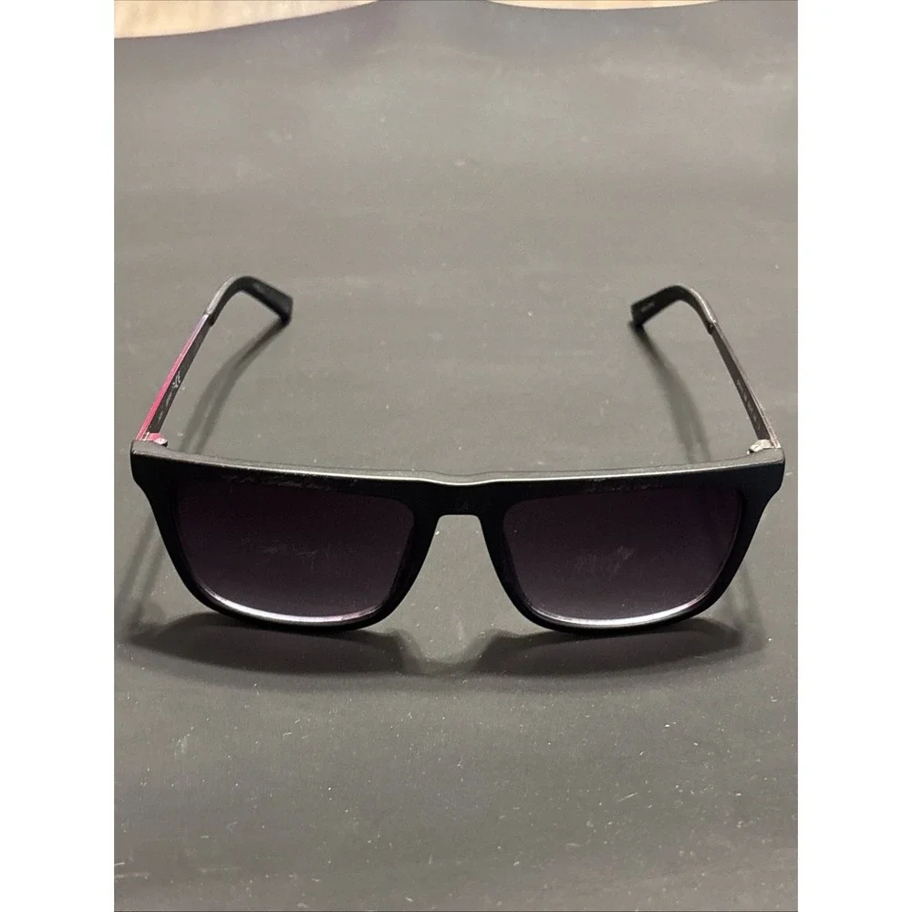 GUESS GF0176 02B Matte Black Rectangular Sunglasses 55-17-140 Gradient